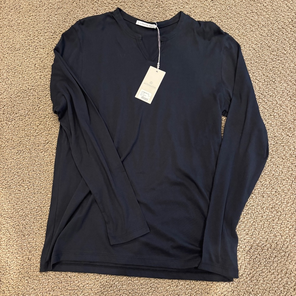 Alternative men’s long sleeve shirt